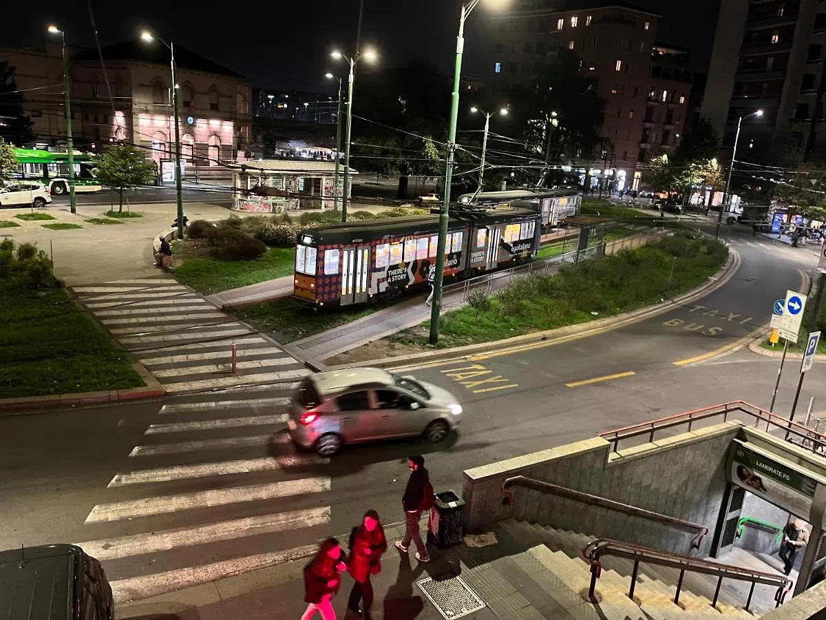 kontakty Citta Studi Apartment - Front Metro Lambrate